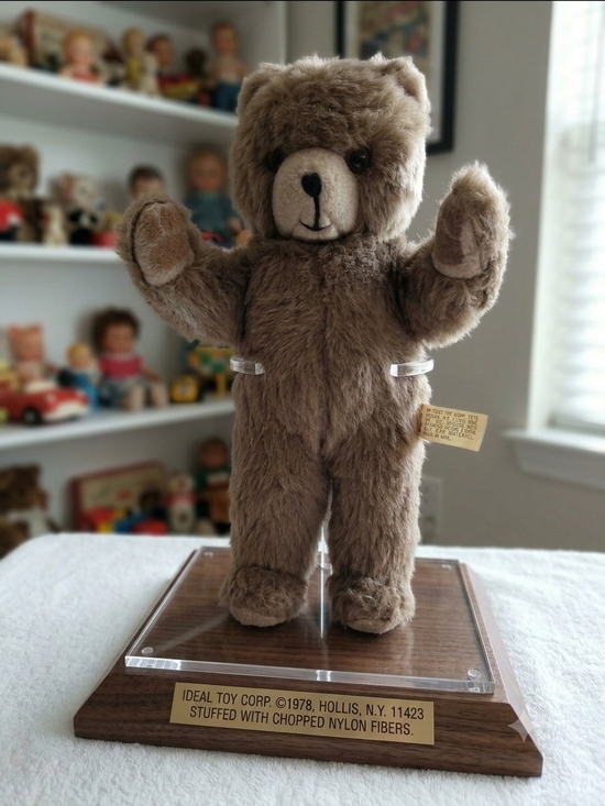 ideal toy co. Other - Vintage Brown Plush Teddy Bear with Original Ideal Toy Corp Tag